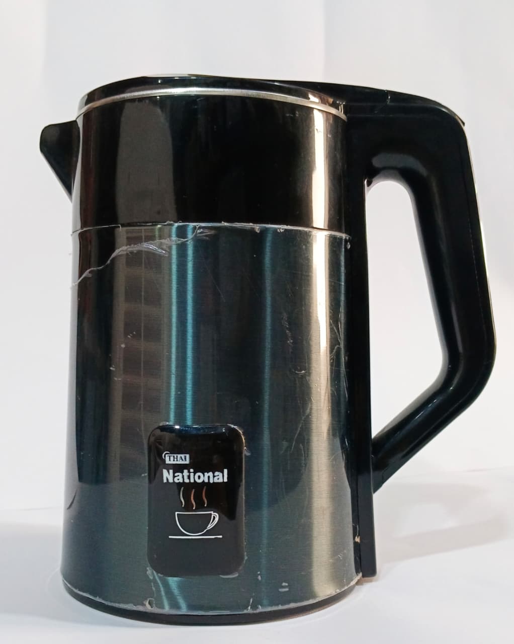 ELECTRIC KETTLE