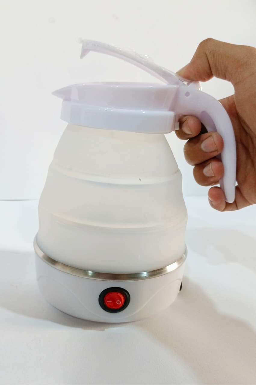 FOLDABLE ELECTRIC KETTLE